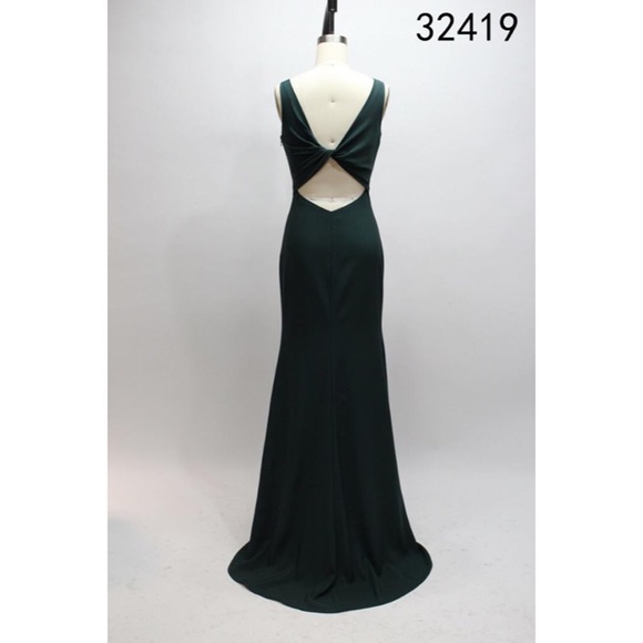 HUNTER GREEN FLOOR LENGTH DRESS - Picture 3 of 6